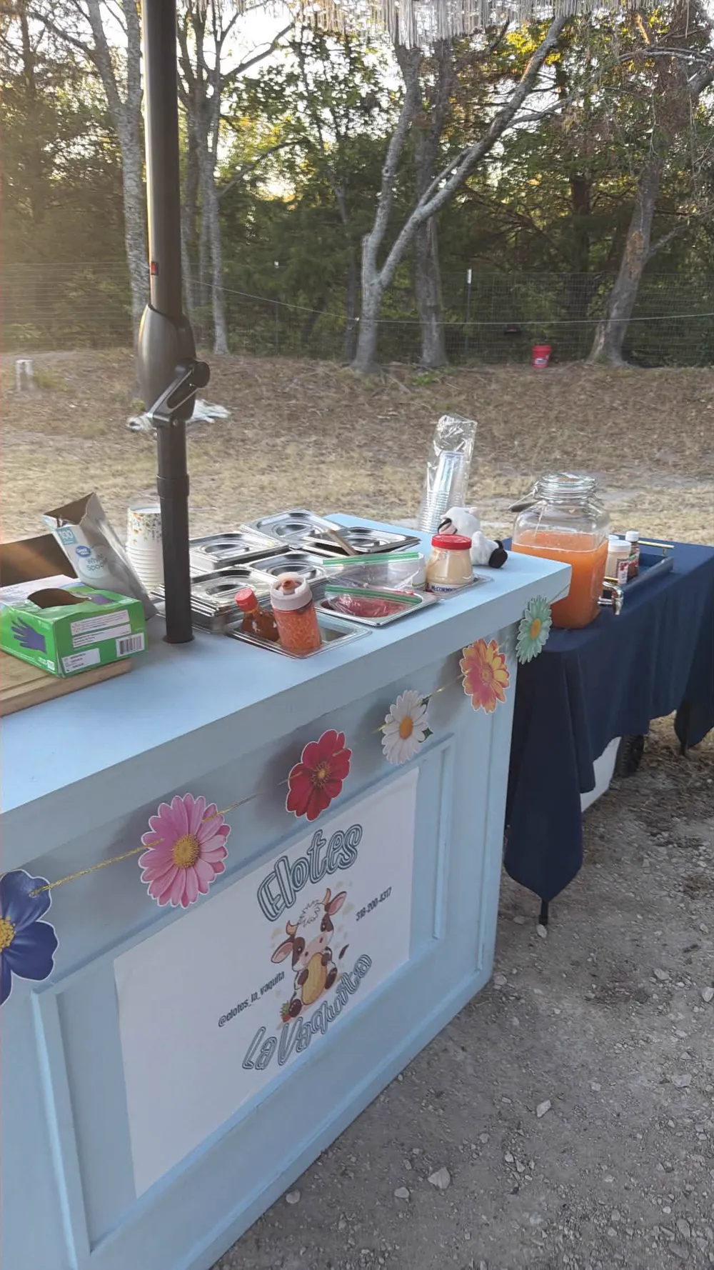 The cart decorated with paper flowers